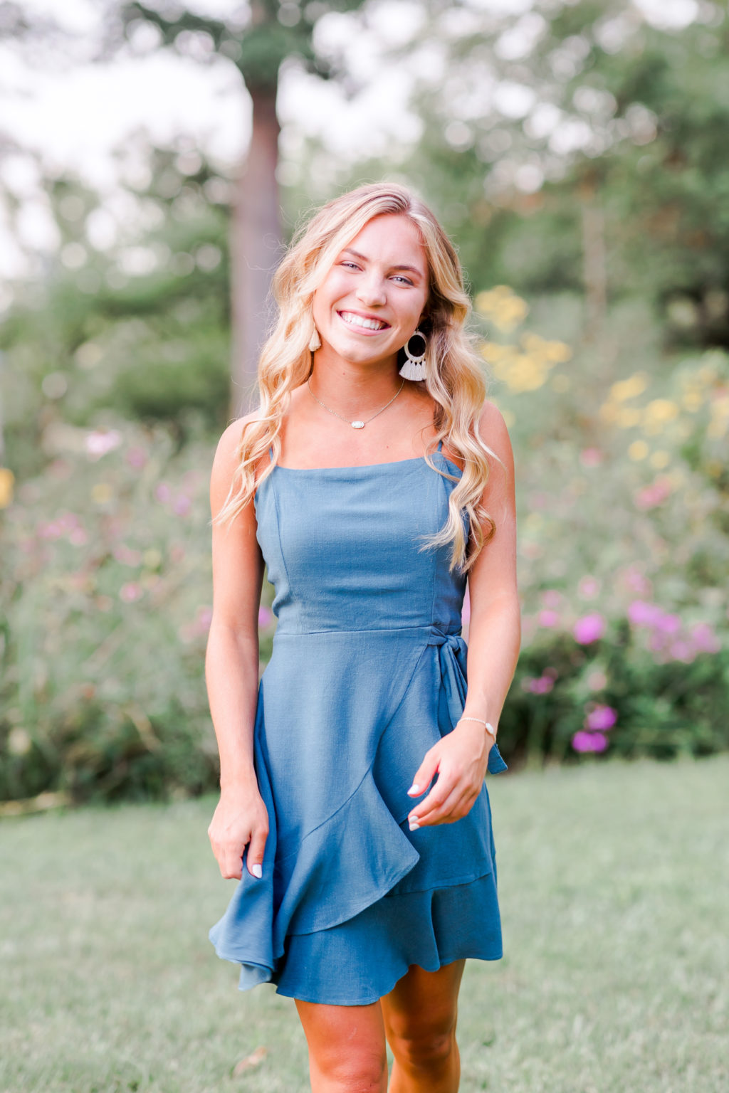 Madison Meyer | Late Summer Senior Session | danielleambryphotography.com